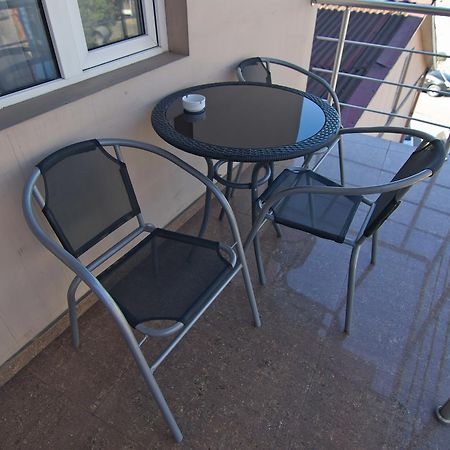 באטומי Hotel Marseille מראה חיצוני תמונה