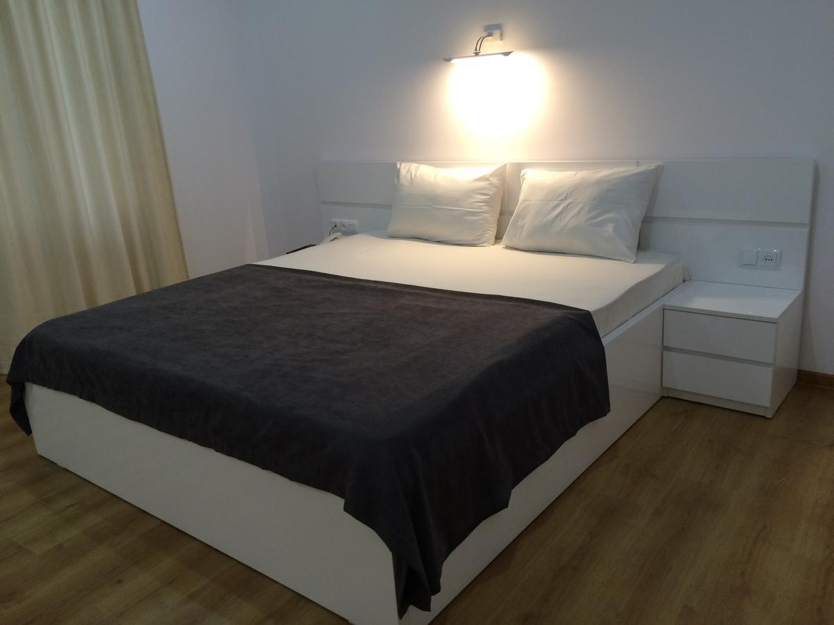 באטומי Hotel Marseille מראה חיצוני תמונה