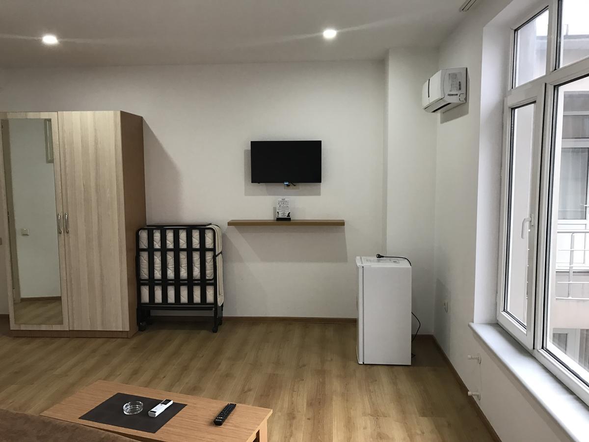 באטומי Hotel Marseille מראה חיצוני תמונה