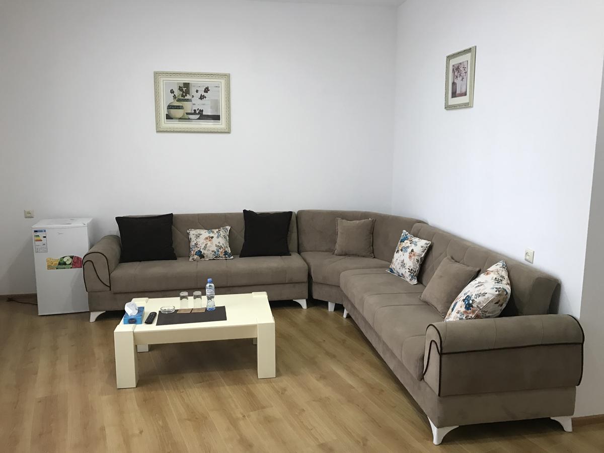 באטומי Hotel Marseille מראה חיצוני תמונה
