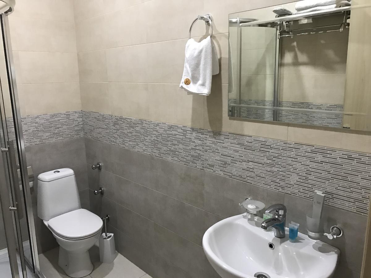 באטומי Hotel Marseille מראה חיצוני תמונה