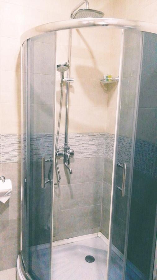 באטומי Hotel Marseille מראה חיצוני תמונה